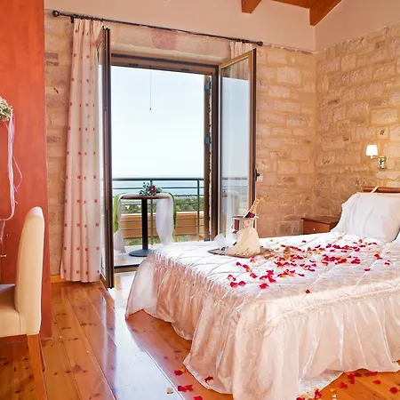 Enastron Casa de Férias Kyparissia