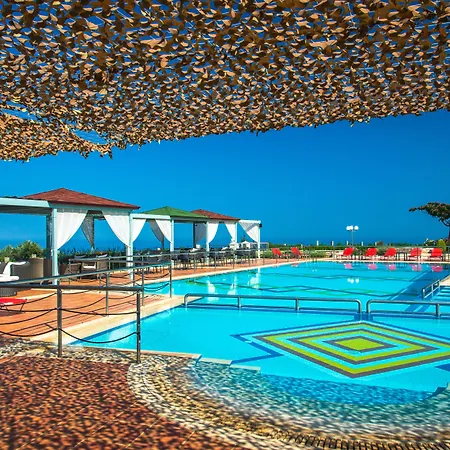 Enastron Villas *