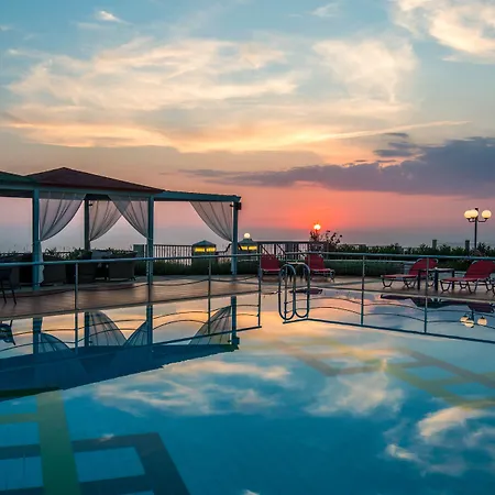 Enastron Villas *