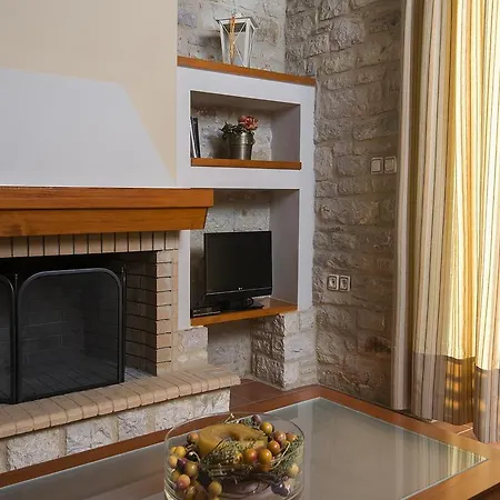 Enastron * Кипарисия