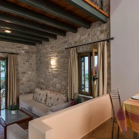 Enastron * Кипарисия