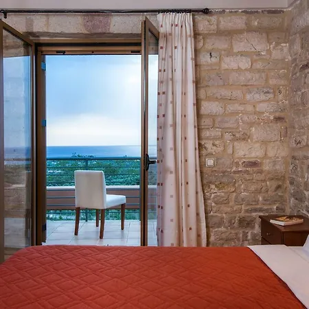 Enastron * Кипарисия