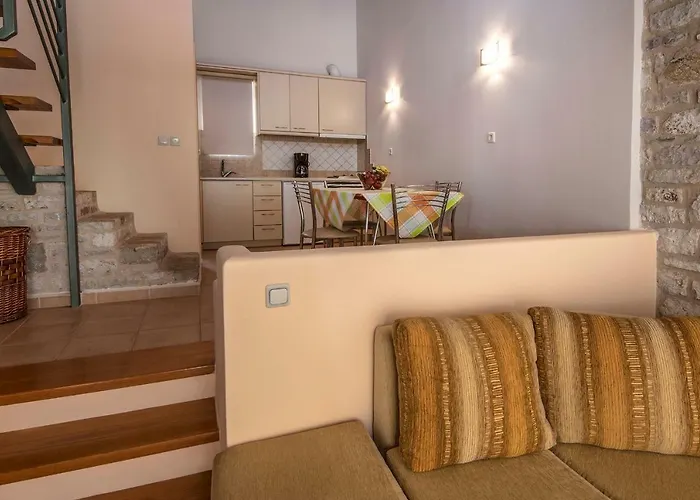 Enastron Villas Kyparissia