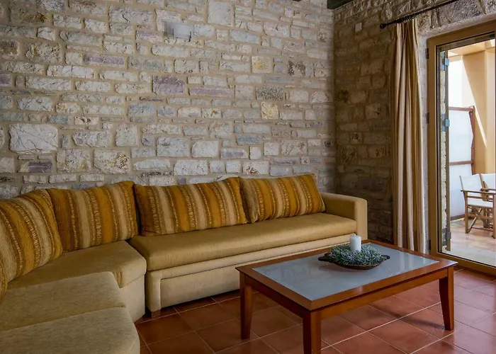 Enastron * Kyparissia