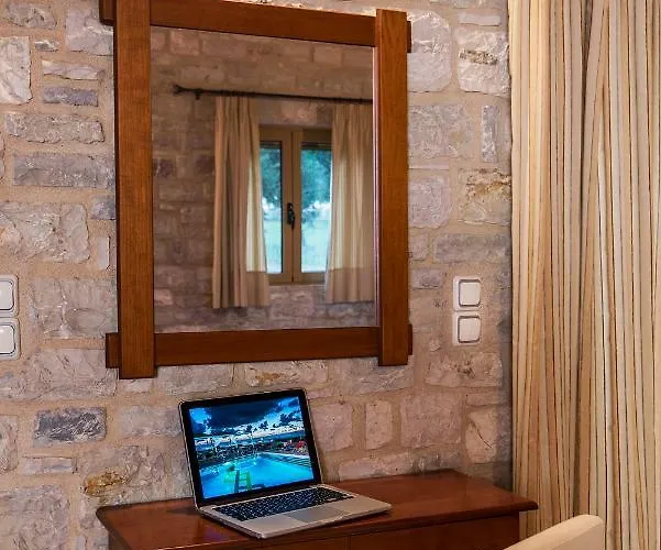 Enastron Villas * Kyparissia